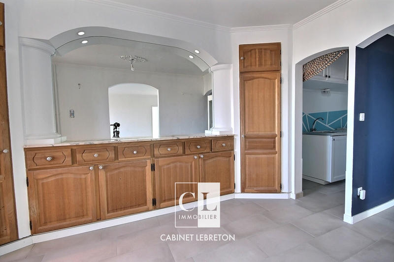 Appartement - 75 m² - 3 pièces