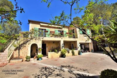 Villa - 171 m² - 7 pièces