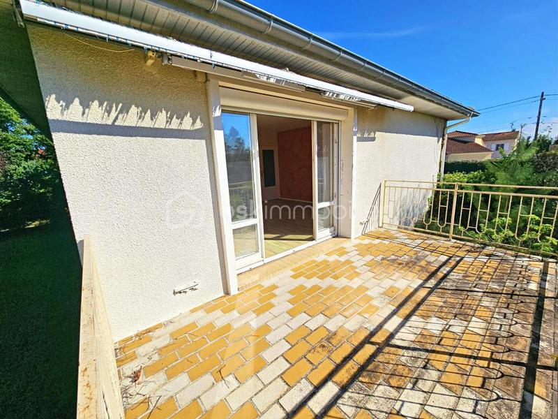 Maison traditionnelle - 84 m² - 5 pièces