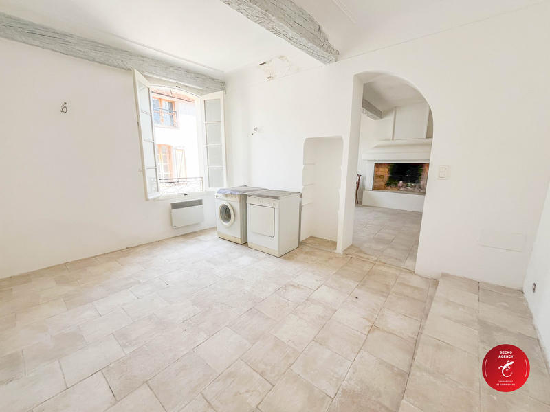 Maison - 219 m² - 10 pièces