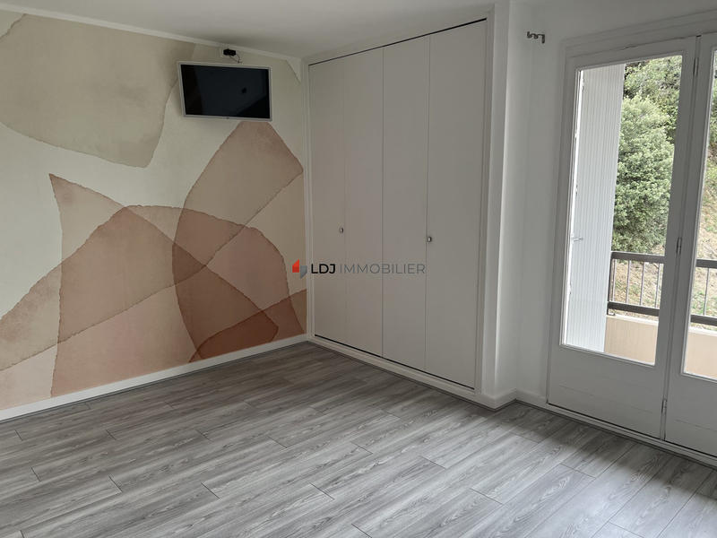 Appartement - 128 m² - 4 pièces