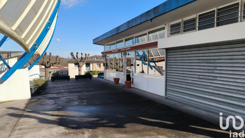 Local commercial - 111 m²