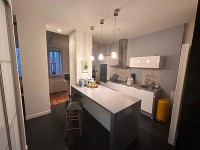 Appartement - 88 m² - 3 pièces