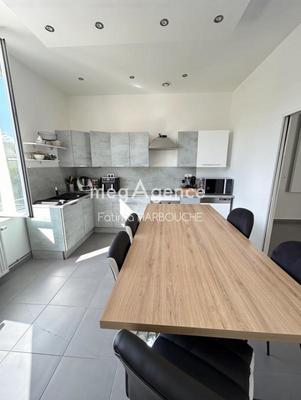 Appartement - 100 m² - 4 pièces