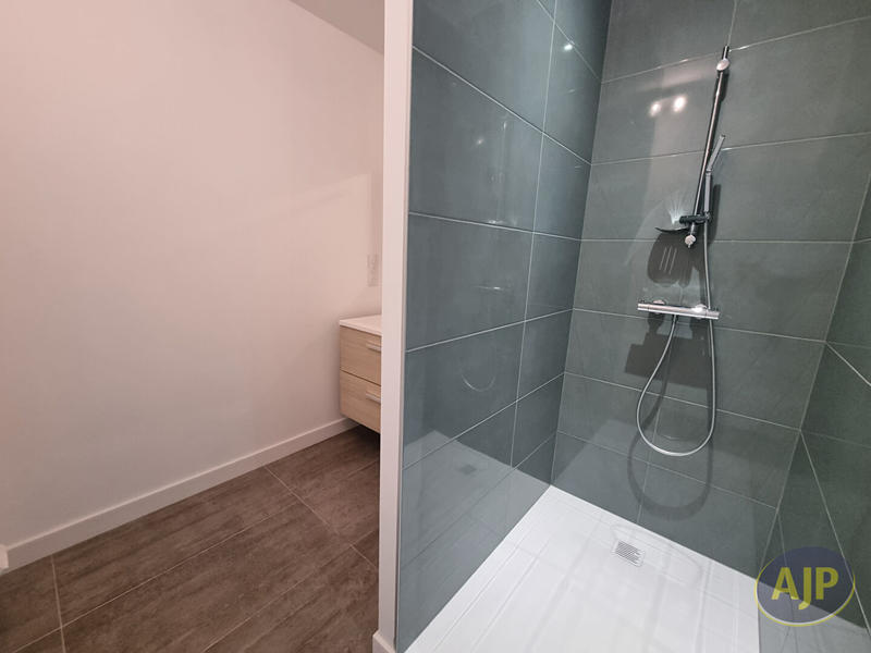 Maison - 153 m² - 5 pièces