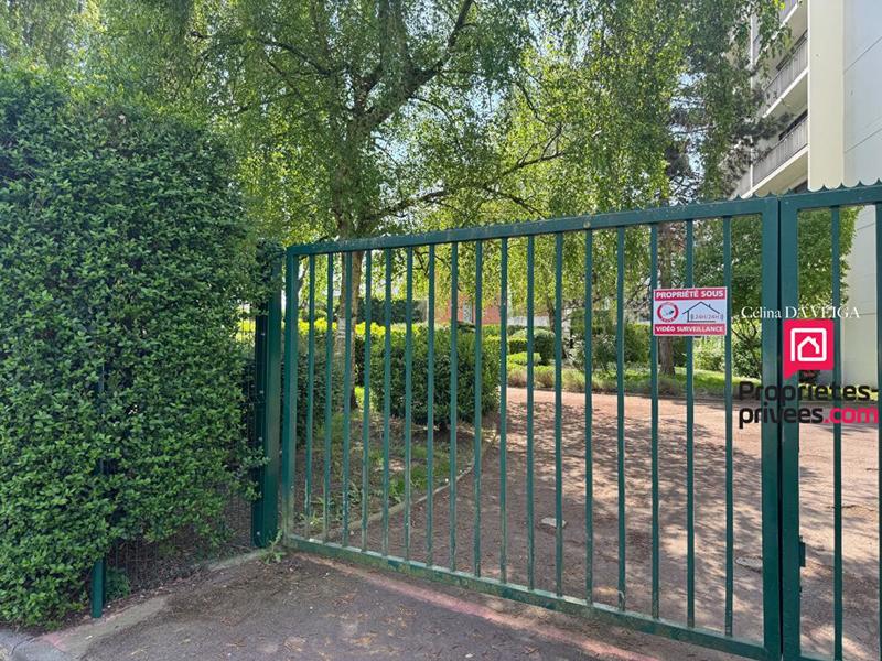 Appartement - 79 m² - 4 pièces