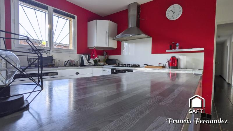 Maison - 100 m² - 5 pièces