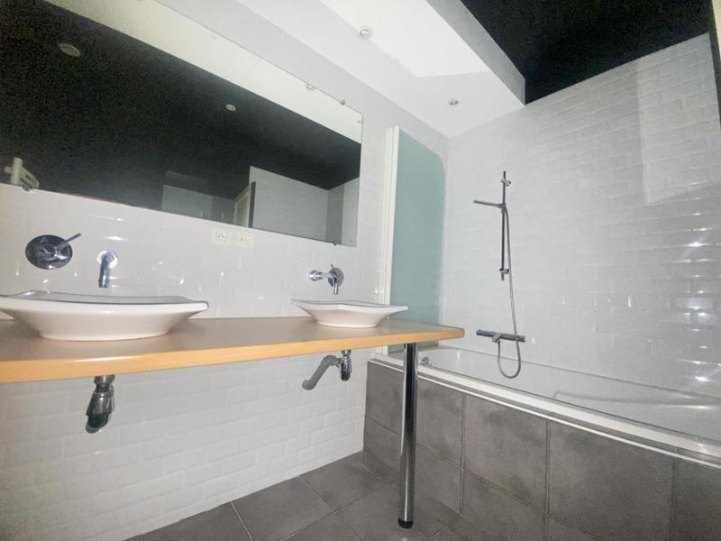 Appartement bourgeois - 177 m² - 3 pièces