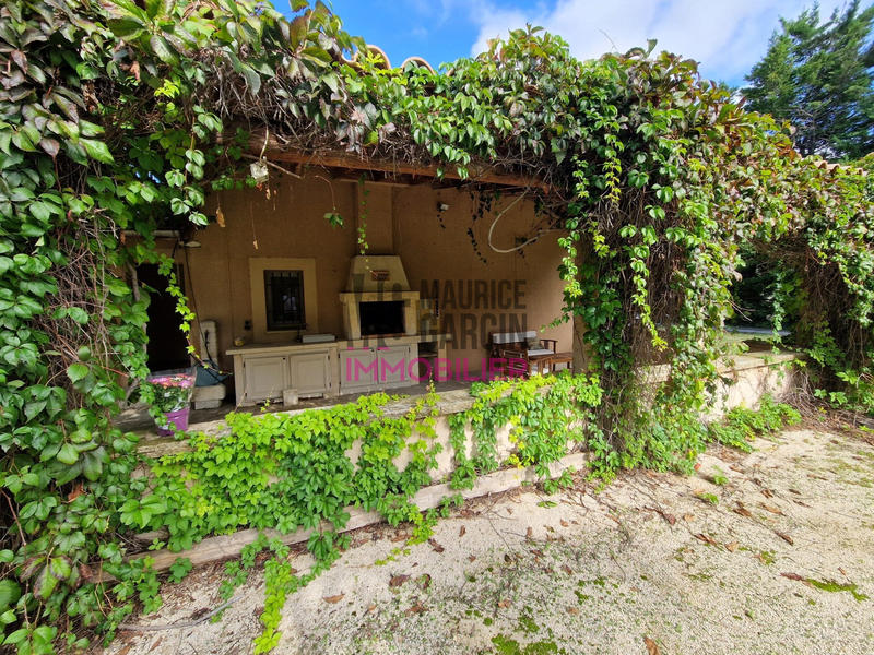 Maison - 187 m² - 7 pièces