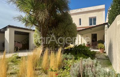 Maison - 111 m² - 6 pièces