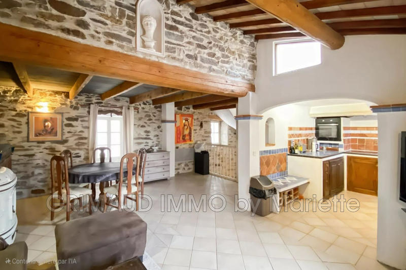 Maison - 120 m² - 4 pièces