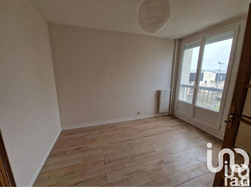 Appartement - 90 m² - 5 pièces