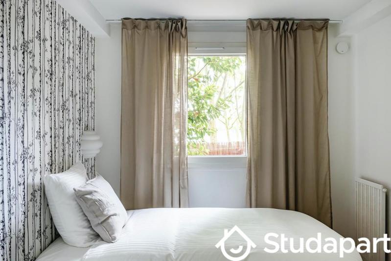 Chambre - 9 m² - 1 pièce