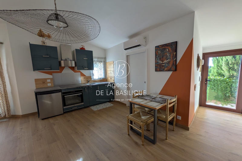 Maison en pierre - 320 m² - 7 pièces