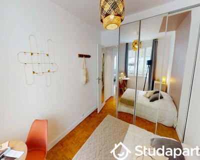 Chambre - 60 m² - 1 pièce