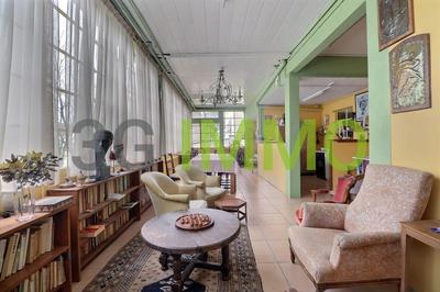 Maison - 171 m² - 7 pièces