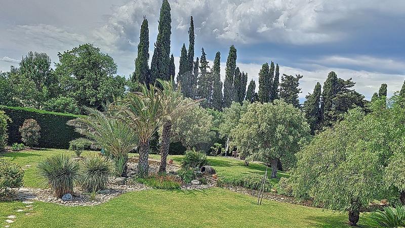 Villa - 310 m² - 8 pièces