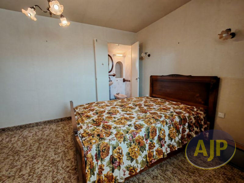 Maison - 96 m² - 5 pièces