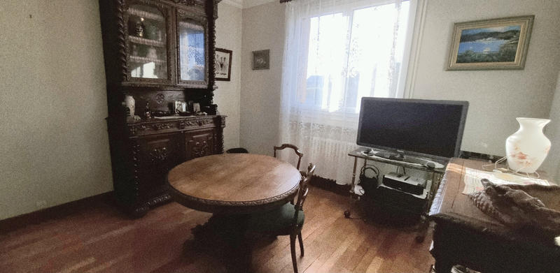 Maison - 192 m² - 6 pièces