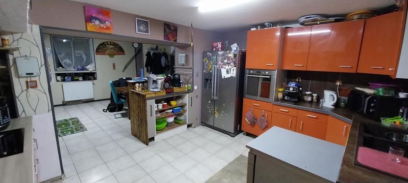 Maison de village - 214 m² - 11 pièces