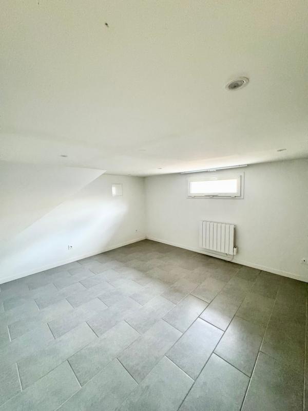 Maison - 93 m² - 4 pièces