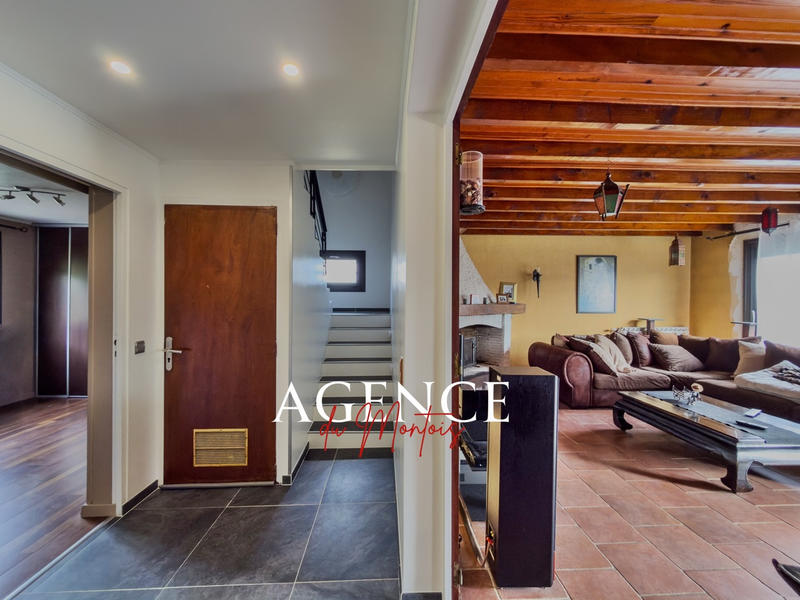 Maison - 165 m² - 5 pièces