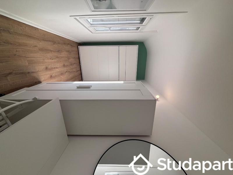 Chambre - 11 m² - 1 pièce