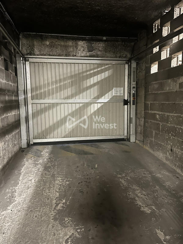 Parking / Garage - 14 m²