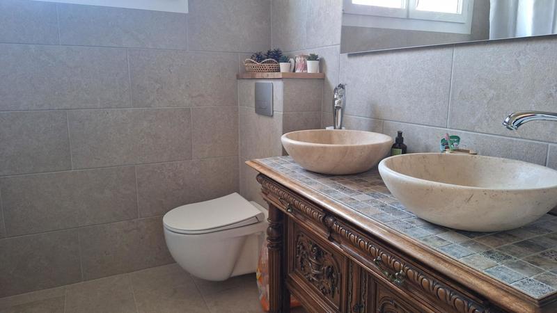 Maison - 197 m² - 8 pièces