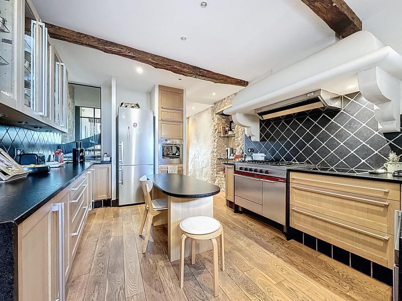 Maison traditionnelle - 177 m² - 5 pièces