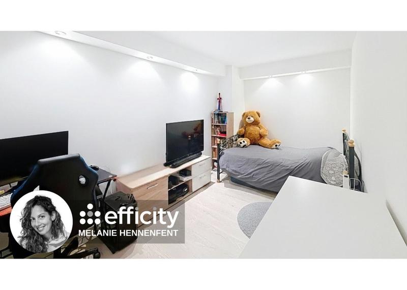 Appartement - 175 m² - 6 pièces