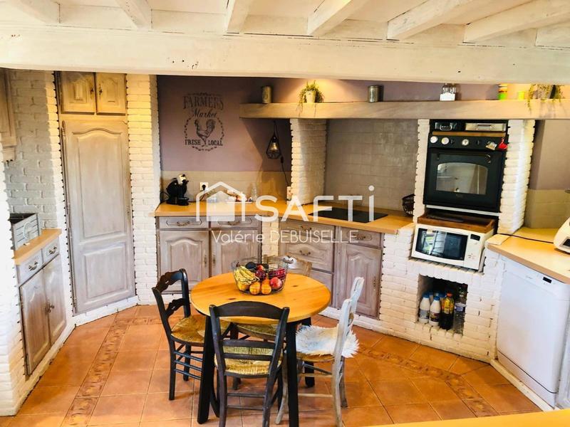 Maison - 181 m² - 7 pièces