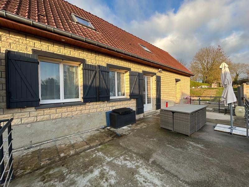 Maison - 97 m² - 4 pièces