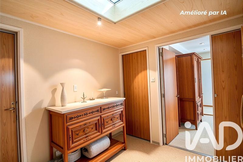 Appartement - 85 m² - 5 pièces