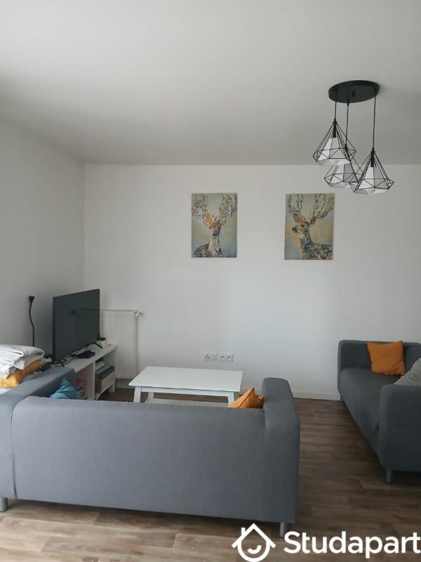 Chambre - 10 m² - 1 pièce