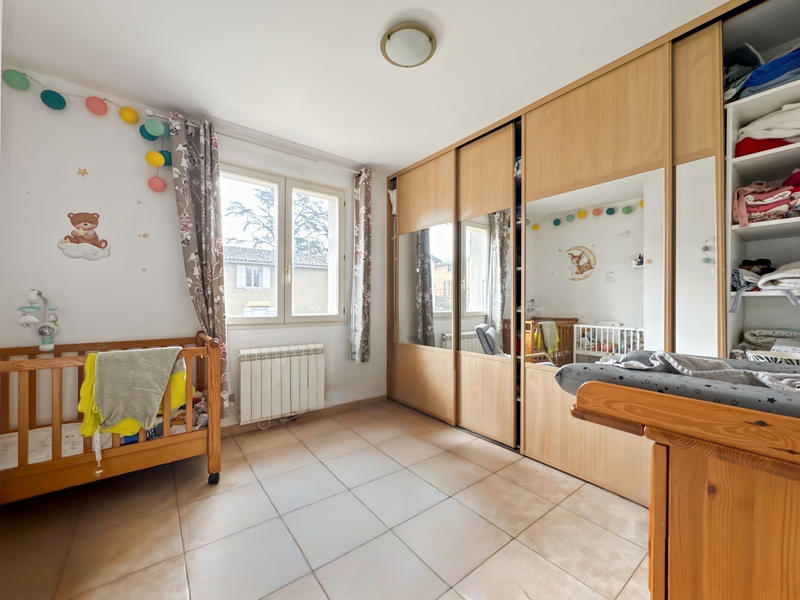 Maison - 216 m² - 8 pièces