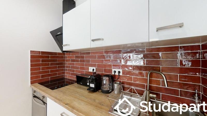 Chambre - 13 m² - 1 pièce