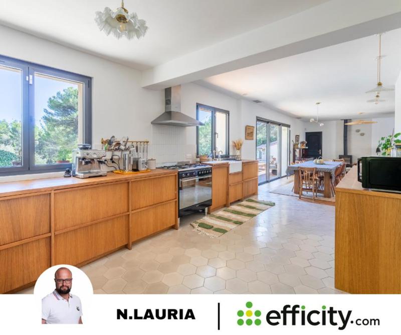 Maison - 160 m² - 7 pièces