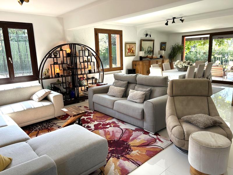 Maison - 140 m² - 6 pièces