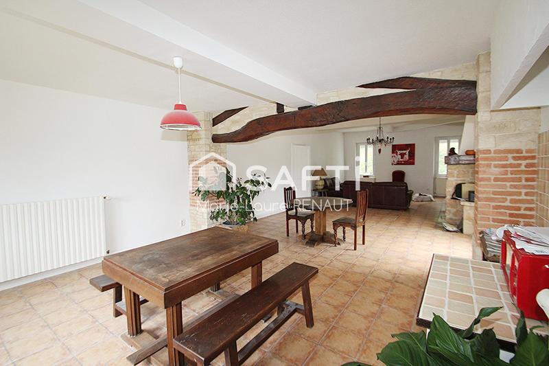 Maison de maîtres - 335 m² - 10 pièces