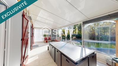 Maison - 140 m² - 6 pièces