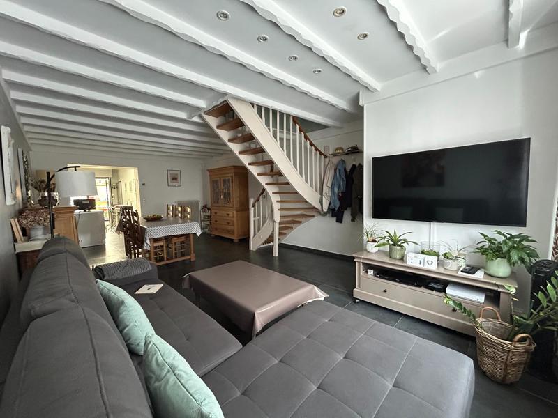 Maison - 102 m² - 5 pièces