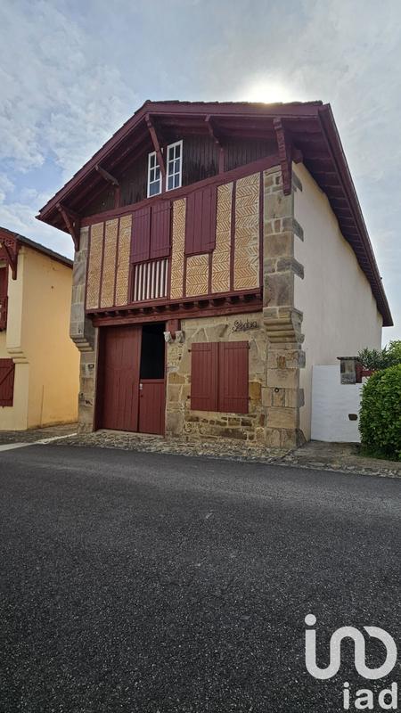 Maison de village - 276 m² - 10 pièces
