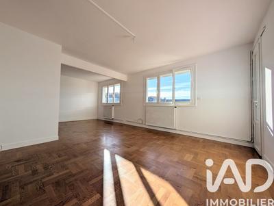 Appartement - 83 m² - 3 pièces