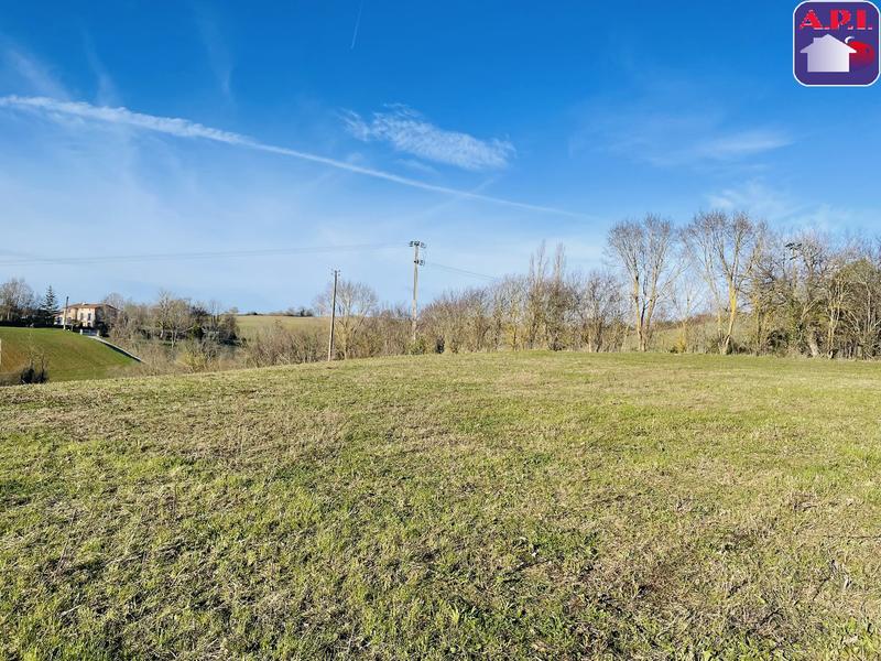 Terrain constructible - 1 334 m²