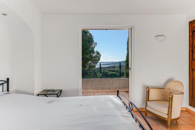 Villa - 153 m² - 6 pièces