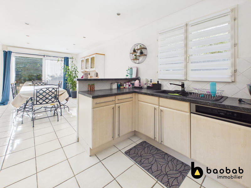 Maison - 120 m² - 5 pièces