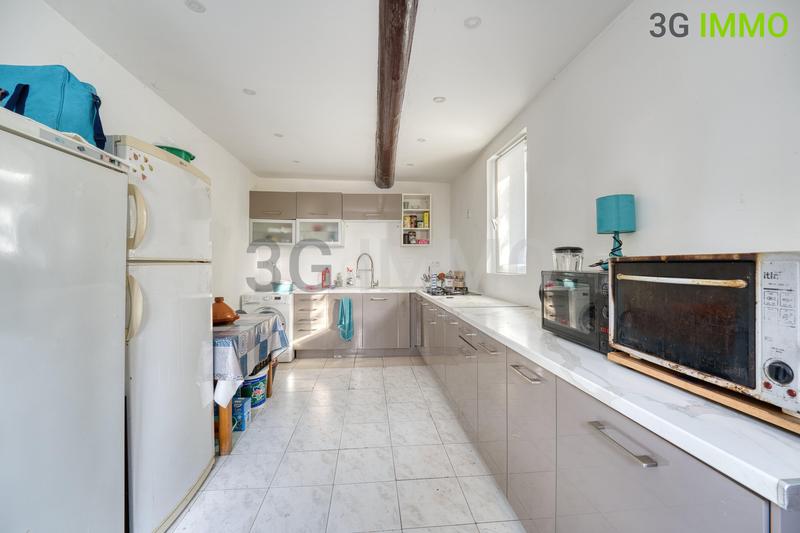 Immeuble - 246 m² - 9 pièces