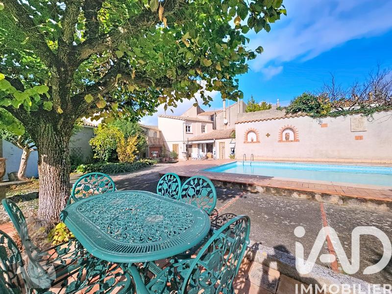 Maison - 228 m² - 8 pièces