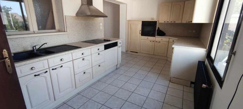 Maison - 95 m² - 6 pièces